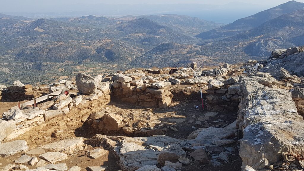 Very near Agia Galini, visit the famous excavations of Festos, Komos, Agia Triada and Gortyn/Agia Deka. In the hills above Orne, a Mycene citadel is recently discoverd and will be open for visitors soon.